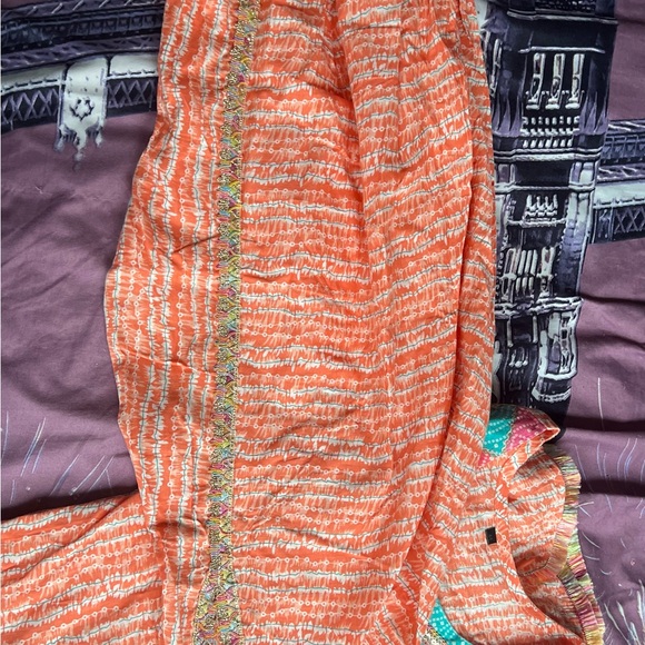 Suit - Picture 5 of 5